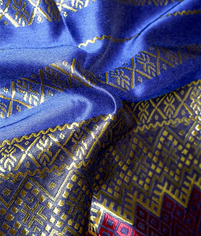 Tissu Sarong d'Asie du Sud-Est coloré à motif jacquard 100 % polyester